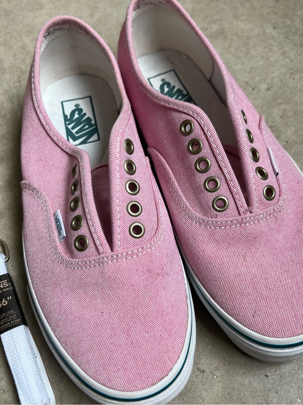 Vans Authentic Pink Size men’s 8.5, women’s 10